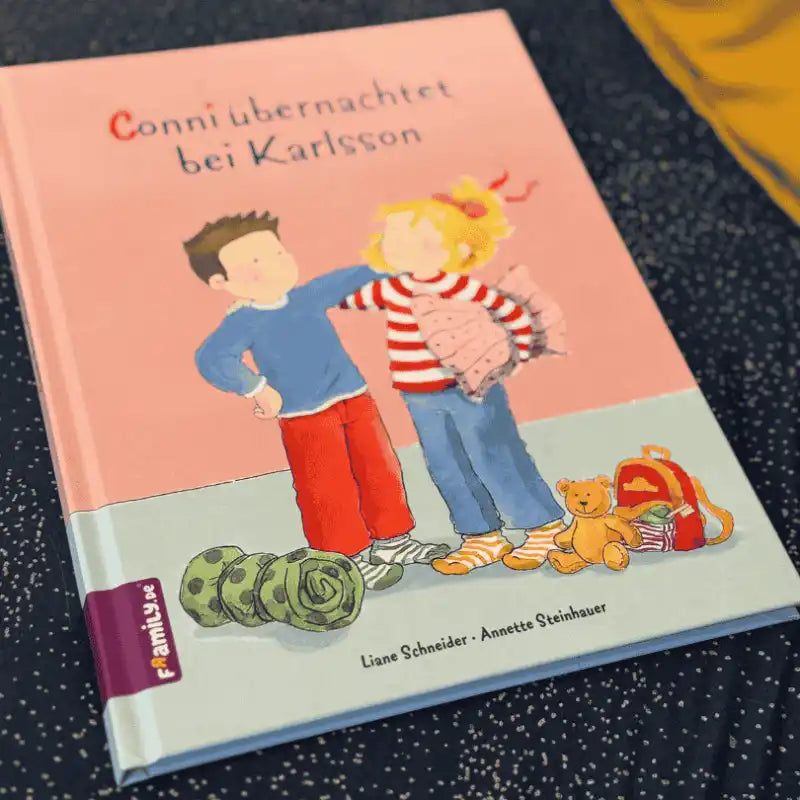 Illustriertes Bilderbuch "Conni übernachtet bei Karlsson"