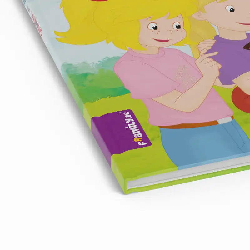 Detailansicht des Buchrückens eines illustrierten Bibi & Tina Buches. 