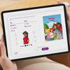 Tablet mit Blick auf den Konfigurator, um verschiedene Kinder im Buch Bibi & Tina Überraschung auf dem Martinshof zu personalisieren.